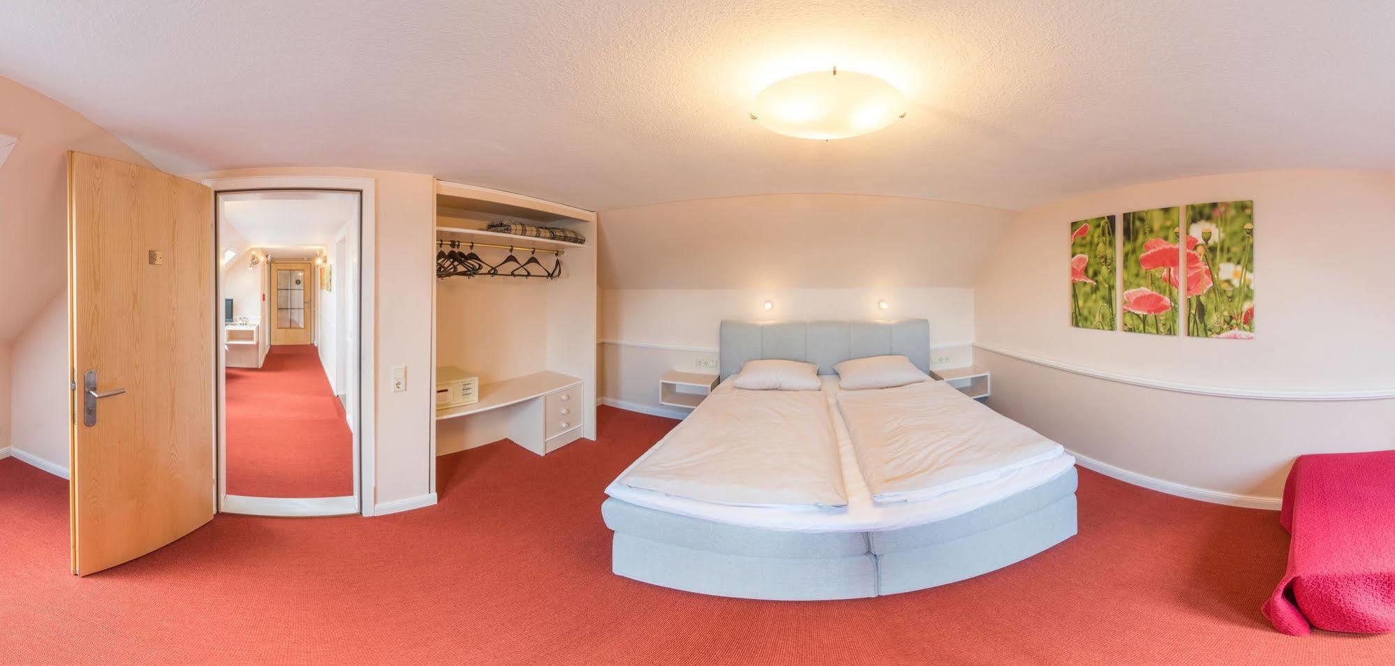 Schaefers Hotel, Self-Check-In, Cafe Und Baecker Am Hotel Vechta Bagian luar foto